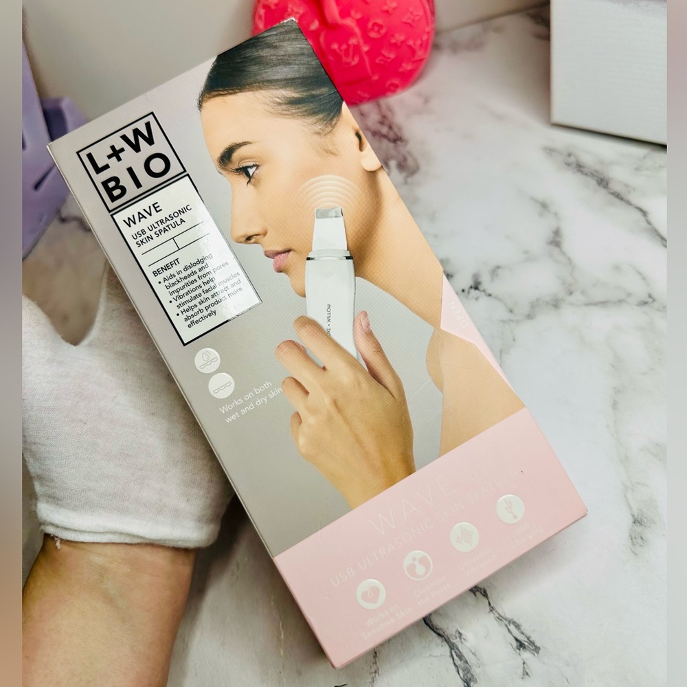 NEW! Luxe & Willow Wave Ultra Sonic Skin Spatula